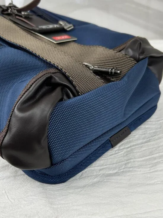 NEW Tumi Alpha Bravo Monterey Sling Shoulder Bag Navy Blue - Picture 6 of 12